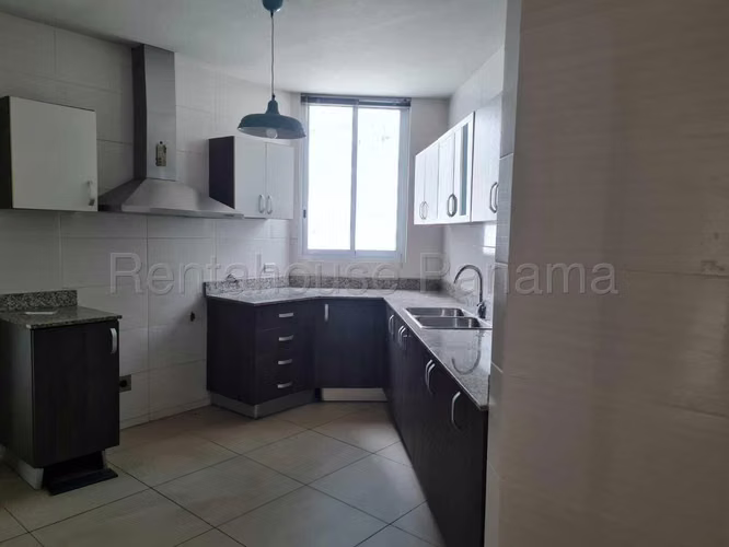 Espacioso Apartamento en Costa del Este Ph Country Club Mts2: 203.96 PD