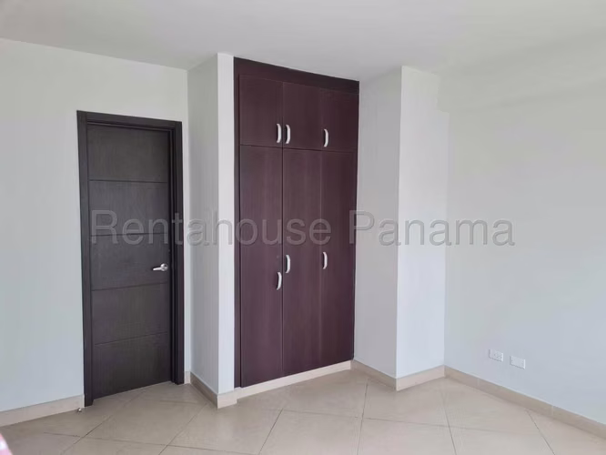 Espacioso Apartamento en Costa del Este Ph Country Club Mts2: 203.96 PD