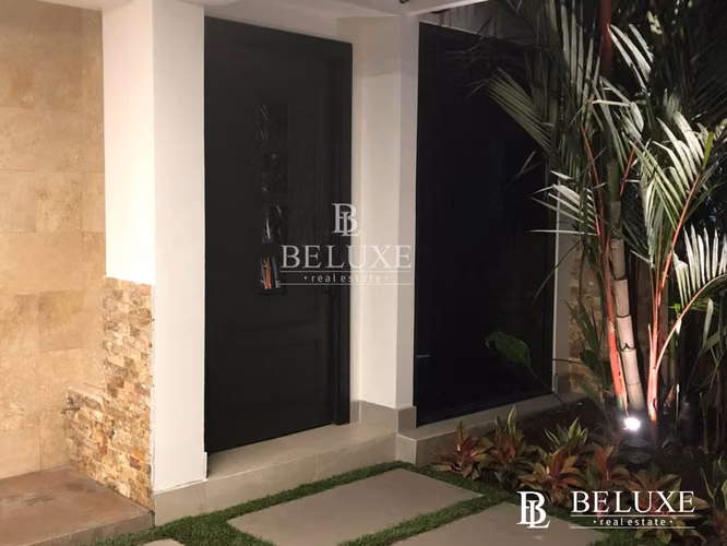 ALQUILER DE CASA REMODELADA EN ALTOS DEL GOLF (6)