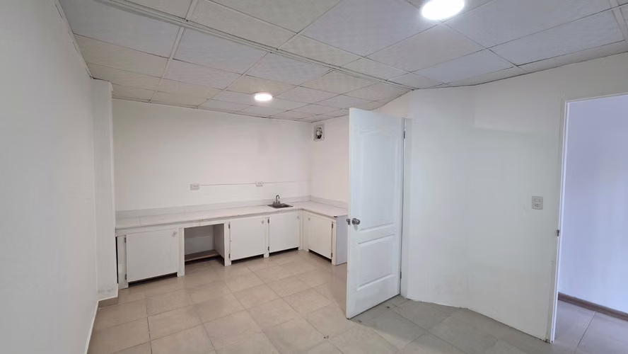 Alquiler de Local Comercial en Plaza Albrook View, 75m2