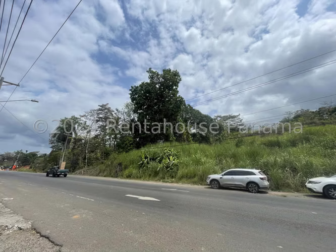 VENTA DE TERRENO EN CHILIBRE CENTRO MCD25-3082