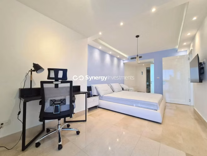 Apartamento en Alquiler en Avenida Balboa