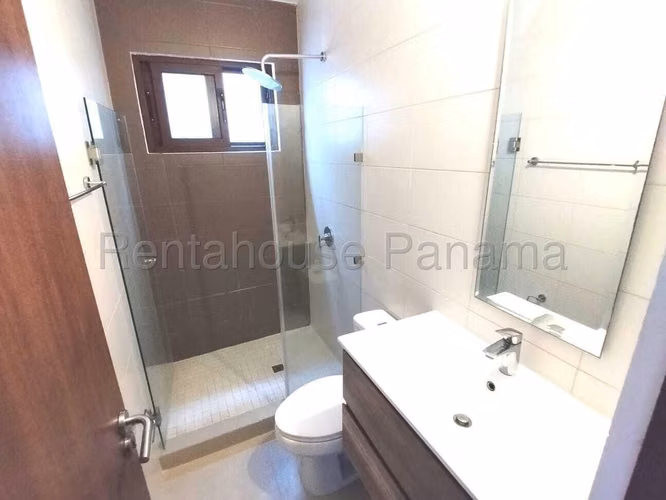 ALQUILER DE CASA EN GARDENIAS BRISAS DEL GOLF HQ