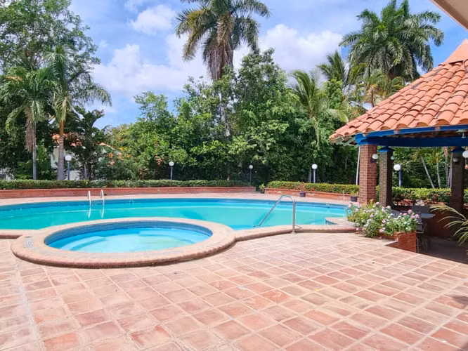 FOR SALE 8-BEDROOM VILLA IN CORONADO (13)