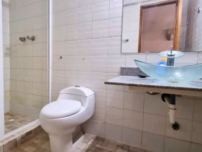 SE VENDE VILLA DE 8 RECÁMARAS EN CORONADO (13)