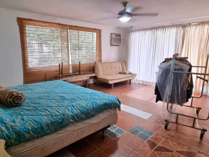 SE VENDE VILLA DE 8 RECÁMARAS EN CORONADO (13)