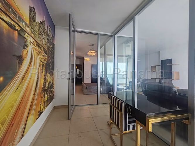 Se Vende Apartamento en Avenida Balboa VLU26-6047