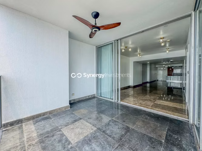 Apartamento en Venta en Avenida Balboa