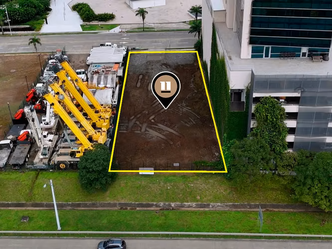 Se Alquila terreno de 1217.12 m2 en Santa Maria Business District - Imagen 6