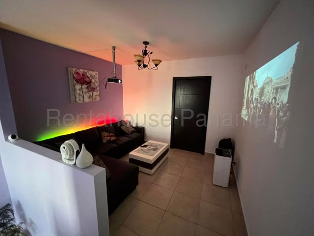 Venta Casa en Villa Tiber Brisas del Golf 26YCG1989
