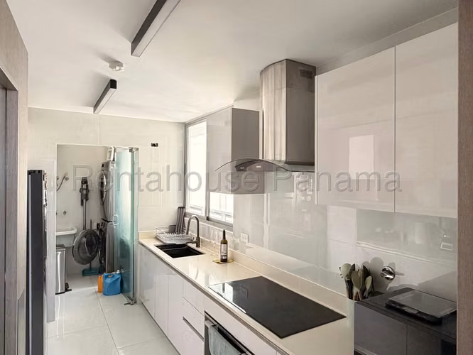 Se Alquila Apartamento en Bellavista MDV26-5898