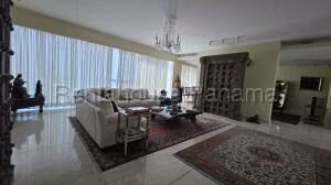 Alquiler de Apartamento con 417m2 en Costa del Este PH Ocean One 26-2200SR