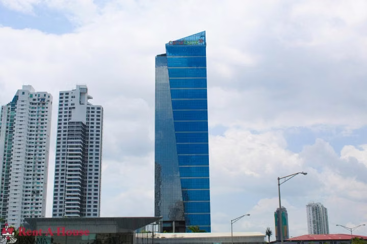 vendo oficina en costa del este time square OF 24-9543