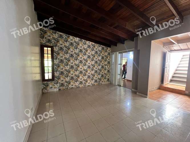 Venta de Casa tipo Chalet en Las Cumbres - Imagen 2