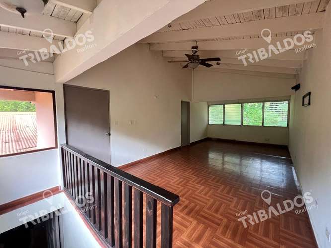 Venta de Casa tipo Chalet en Las Cumbres - Imagen 9