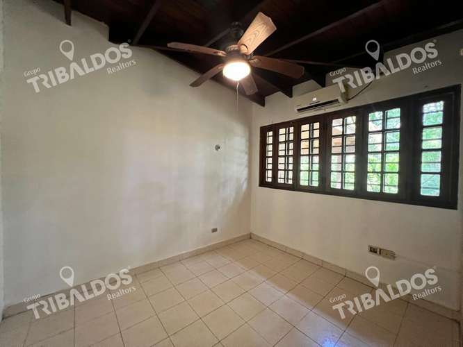Venta de Casa tipo Chalet en Las Cumbres - Imagen 4