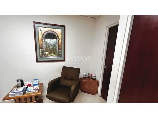 VENTA DE CONSULTORIO EQUIPADO CON VISTAS A LA CIUDAD - PUNTA PAITILLA - Imagen 9