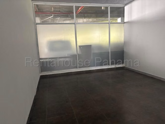 Local Comercial en Alquiler en Ancon JG