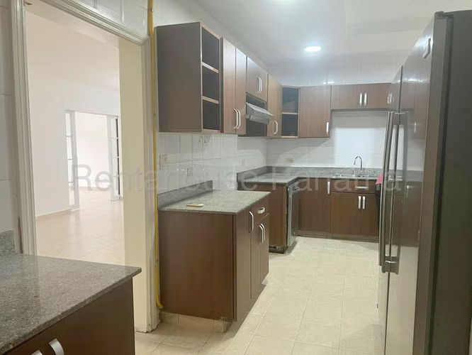 Venta de casa en Costa del Este   AK