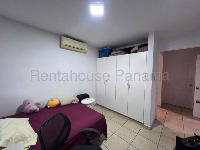 Amplia Casa en brisas del Golf en Venta Mts2: 148.56 PD