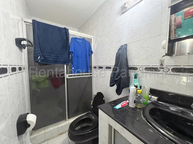 Venta de casa en Condado del Rey   AK