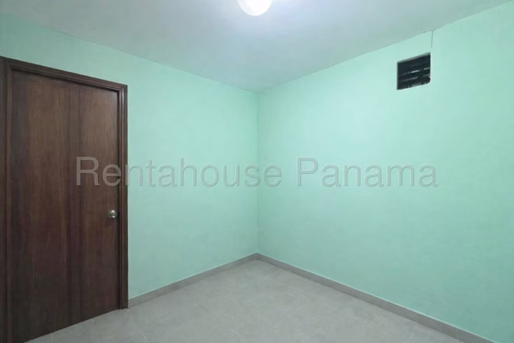Venta de casa en Condado del Rey   AK