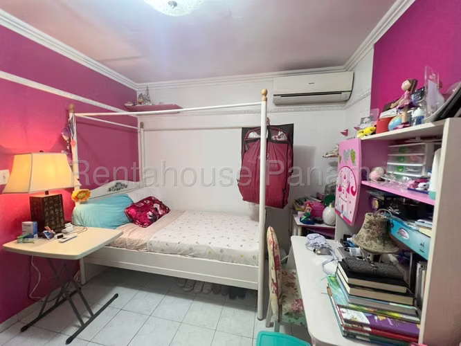 Venta de casa en Condado del Rey   AK