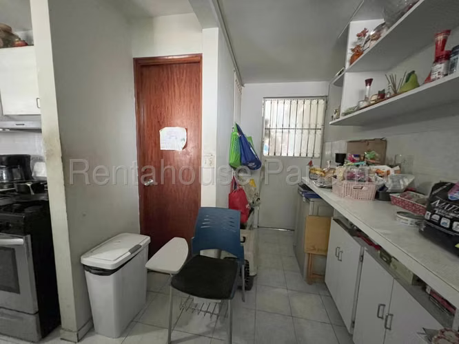 Venta de casa en Condado del Rey   AK