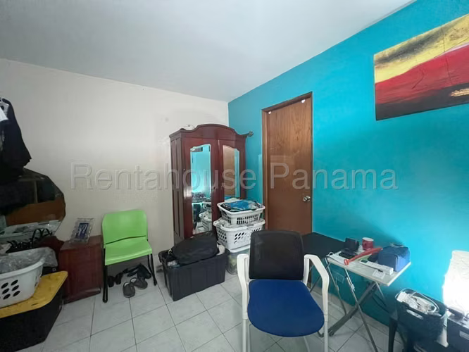 Venta de casa en Condado del Rey   AK