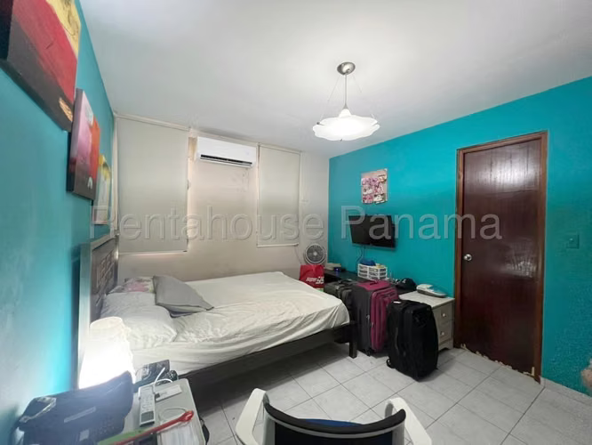 Venta de casa en Condado del Rey   AK