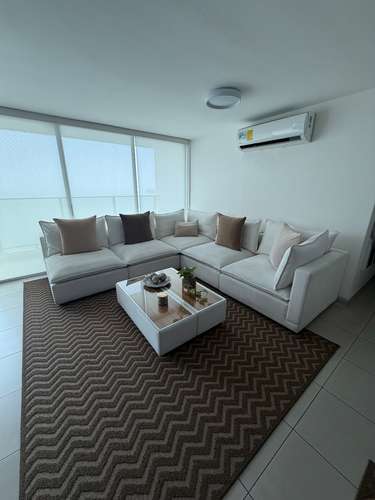 VENDO HERMOSO SOFA DE 3 X 3.10 COLOR BLANCO HUESO