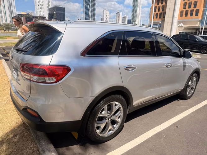 Kia Sorento 2015 Full Equipo AWD - Rebajado!