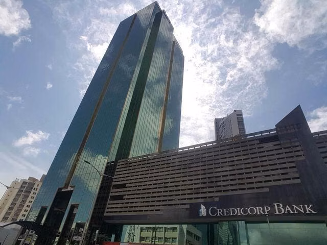 Oficina Comercial en Alquiler en Obarrio JG