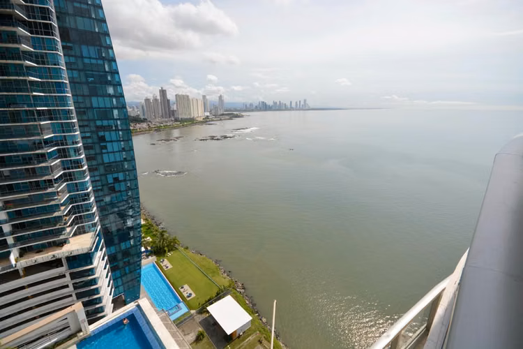 Se vende | Apartamento de 2 habitaciones con magníficas vistas en The Ocean Club - Punta Pacifica