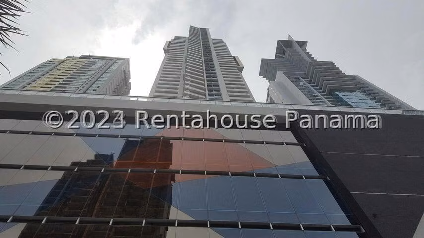 Apartamento  Amoblado en Venta en Parkside  Costa del Este CIG