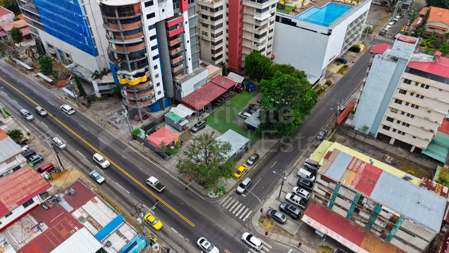 Terreno en venta Coco del Mar Vía Cincuentenario