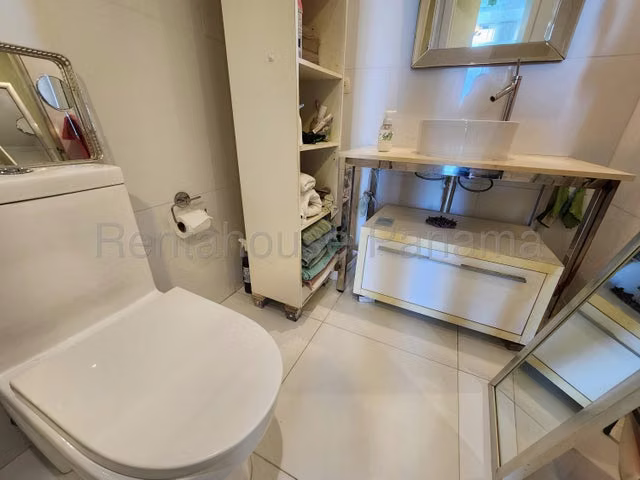 Apartamento en Venta en Avenida Balboa Yoo Arts