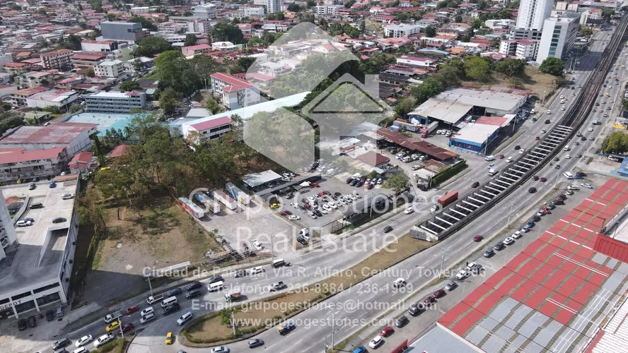 Land for Sale on Transístmica, Excellent Location