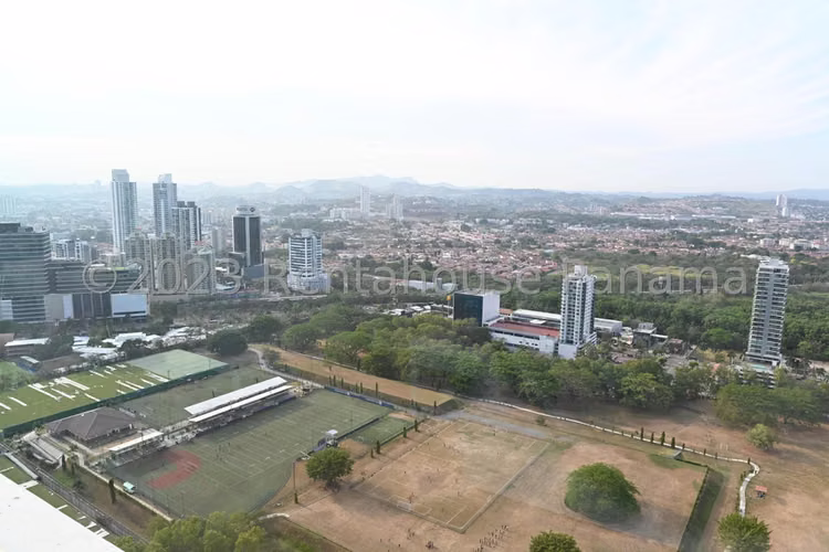Apartamento  Amoblado en Venta en Titanium  Costa del Este CIG262023