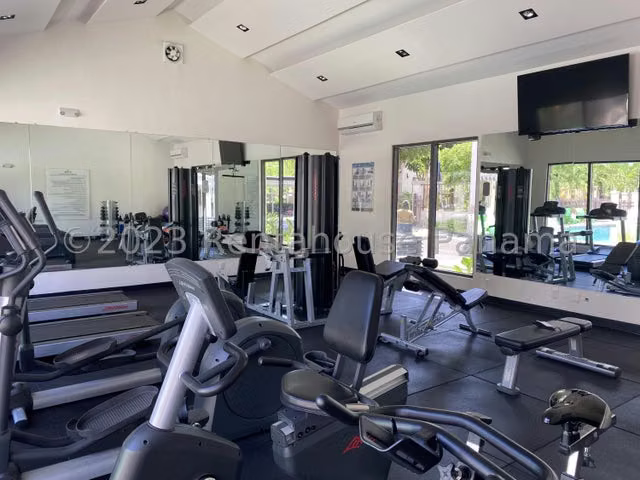 Venta Apartamento Remodelado River Valley Panama Pacifico 23YCG6882