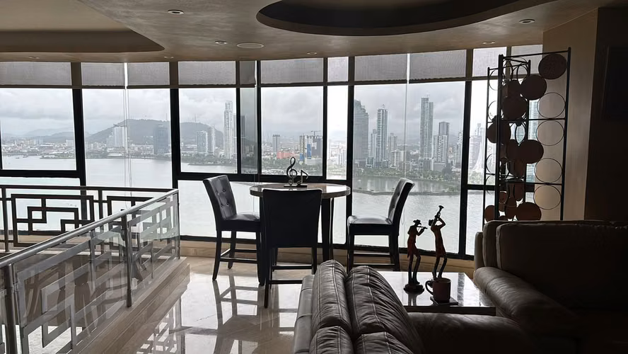 Dúplex con Vista al Mar en Punta Paitilla – 503 m² de Lujo y Exclusividad