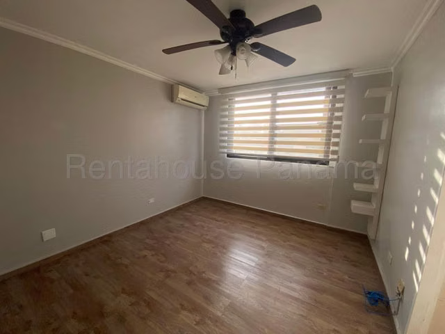 Apartamento en Venta en El Cangrejo Aranjuez 26YCG6496