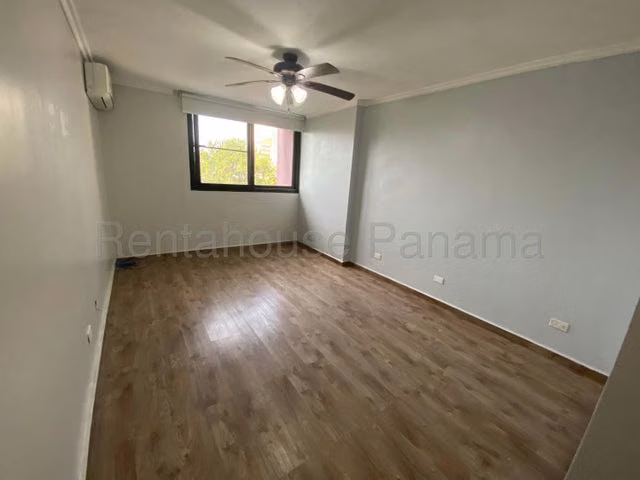 Apartamento en Venta en El Cangrejo Aranjuez 26YCG6496