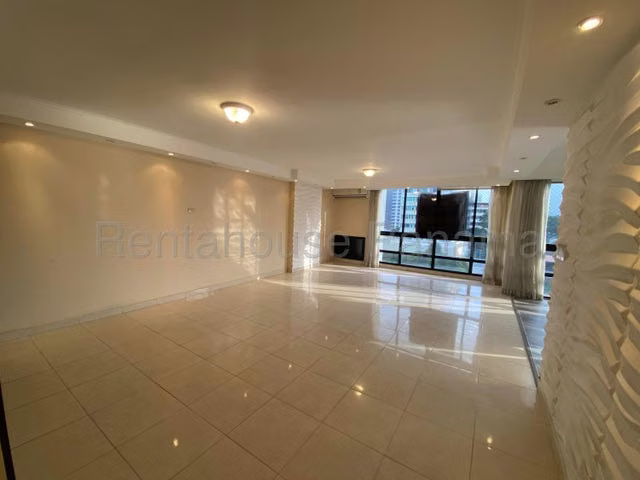Apartamento en Venta en El Cangrejo Aranjuez 26YCG6496