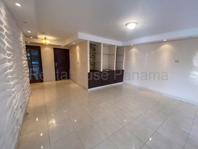 Apartamento en Venta en El Cangrejo Aranjuez 26YCG6496
