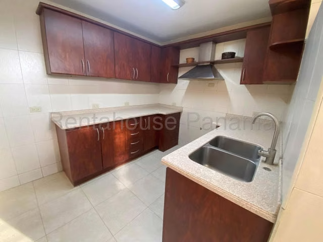 Apartamento en Venta en El Cangrejo Aranjuez 26YCG6496