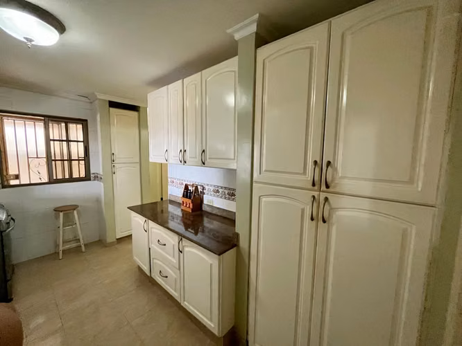 De Oportunidad Se Vende casa en Residencial privado - El Dorado.