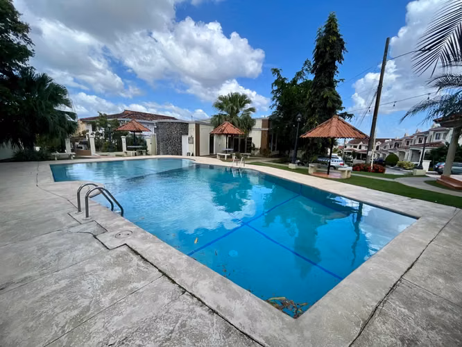 De Oportunidad Se Vende casa en Residencial privado - El Dorado.