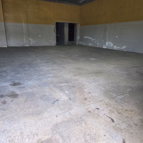 REMATO GALERA CON LOCAL COMERCIAL Y CUARTOS DE ALQUILER