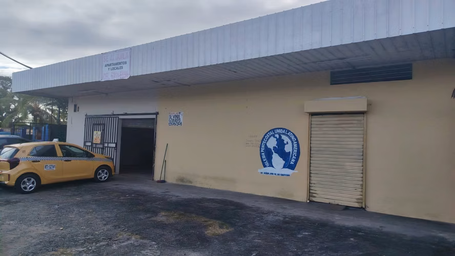 REMATO GALERA CON LOCAL COMERCIAL Y CUARTOS DE ALQUILER